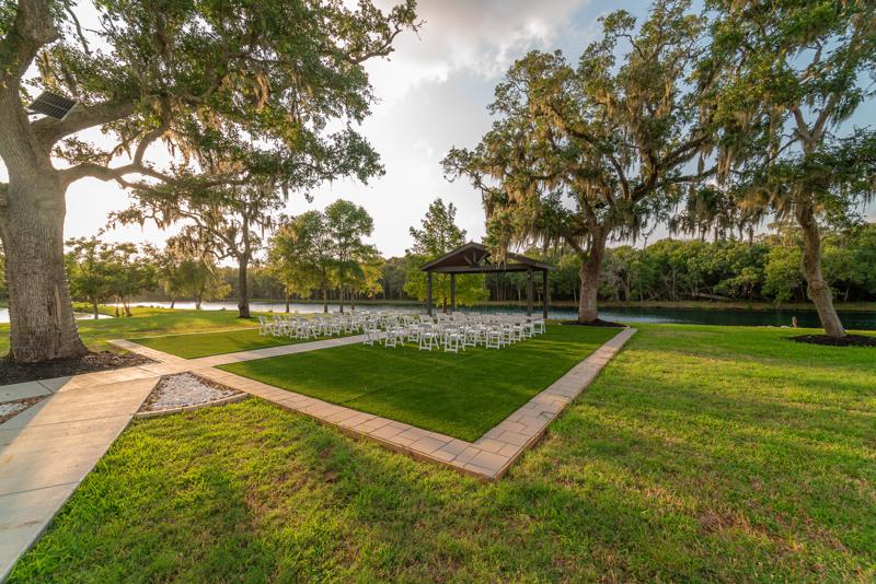 Ceremony lawn under the oaks